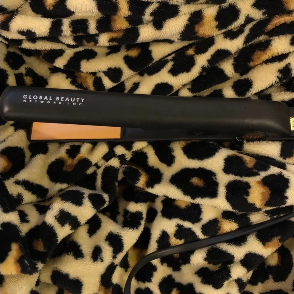 Chi flat iron hair straightener